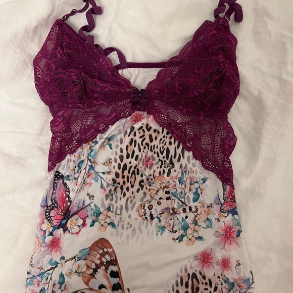 Vintage lace butterfly cami - Picture 2 of 5